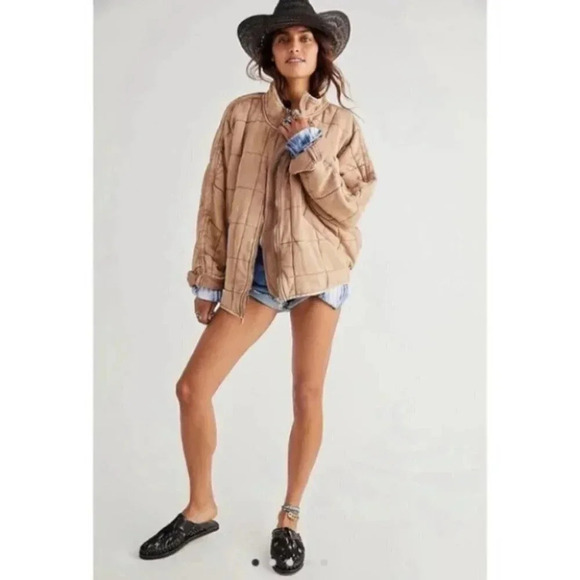 NWT Free People Quilted Dolman Jacket Bomber Oversized in Rose with Gold Zipper - Picture 5 of 13